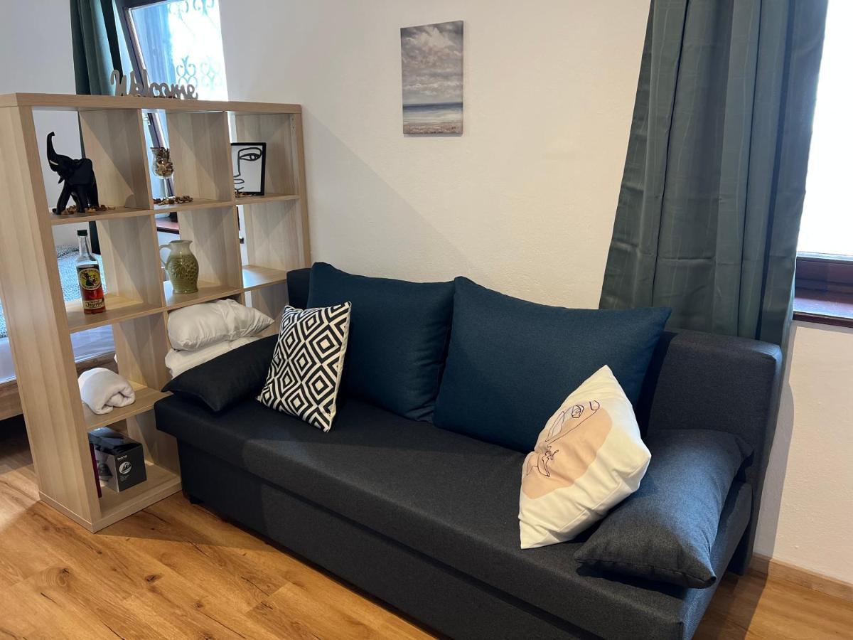 Perfekte Lage! Ganze Wohnung Burgblick Residenz Sankt Veit an der Glan Bagian luar foto