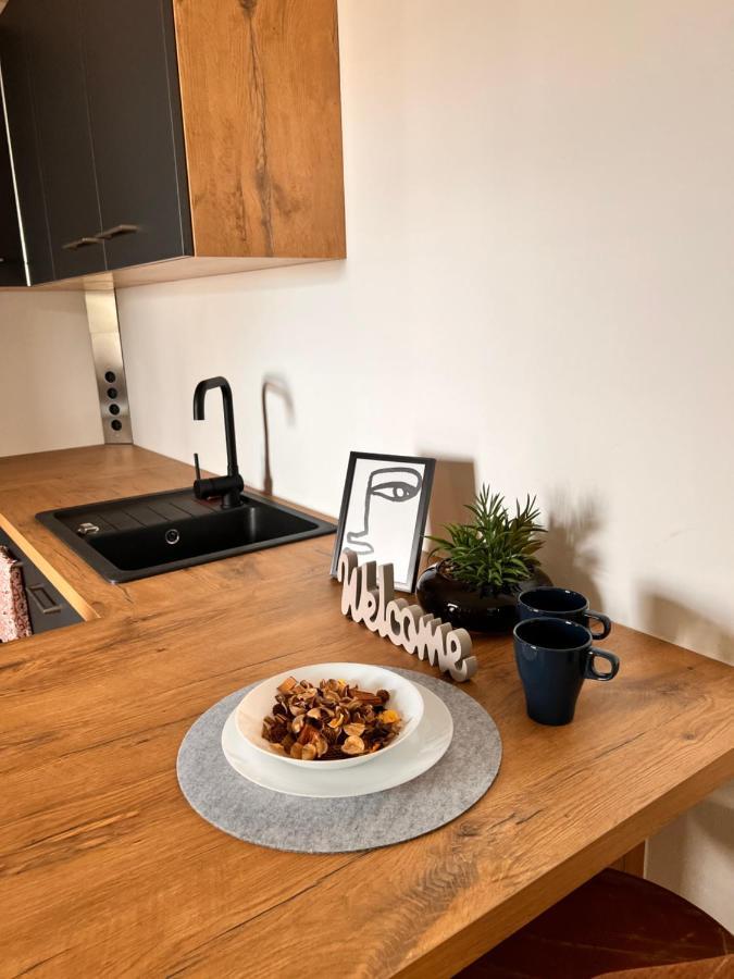 Perfekte Lage! Ganze Wohnung Burgblick Residenz Sankt Veit an der Glan Bagian luar foto