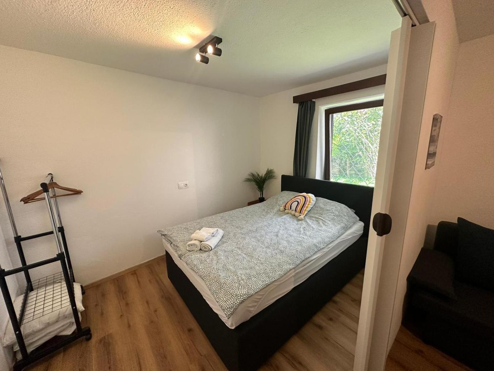 Perfekte Lage! Ganze Wohnung Burgblick Residenz Sankt Veit an der Glan Bagian luar foto